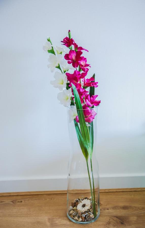 Riverside 2 Bed Apartment ลอนดอน ภายนอก รูปภาพ